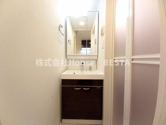 セオリー神戸クレールの独立洗面台