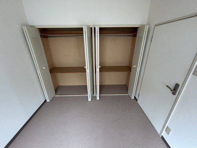 グランドシャトー西明石の収納