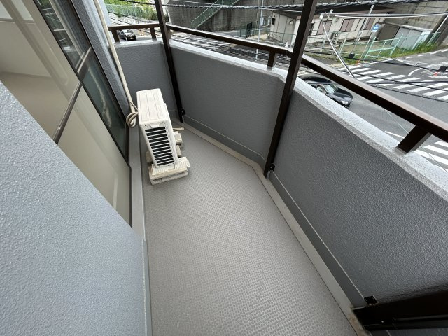 グランドシャトー西明石のバルコニー|洋室側