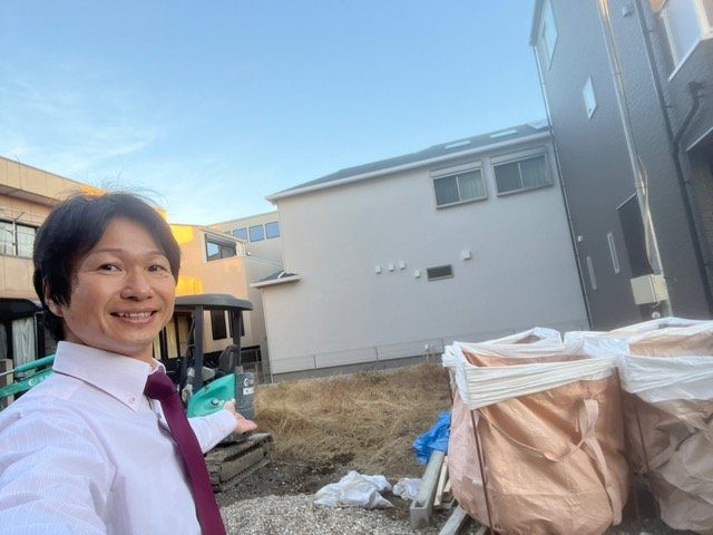 昭和区川名町 全4棟　＜仲介手数料無料＞広路小・駒方中　新築一戸建ての外観|11/21撮影
社長の村田です！
住宅ローンが通らない方も諦めないで！
借金が残っている、自営業で申告額が少ない、永住権がない、正社員でない、勤続年数が短いなど、
諸問題を村田が解決します！