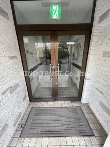 シバヤ中津のエントランス|エントランスです