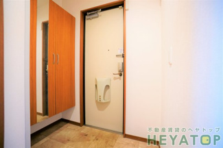 【玄関】 | シューズボックス付き玄関（同仕様写真）