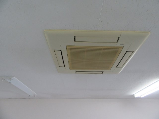 山形ZAOインター前ビルの設備