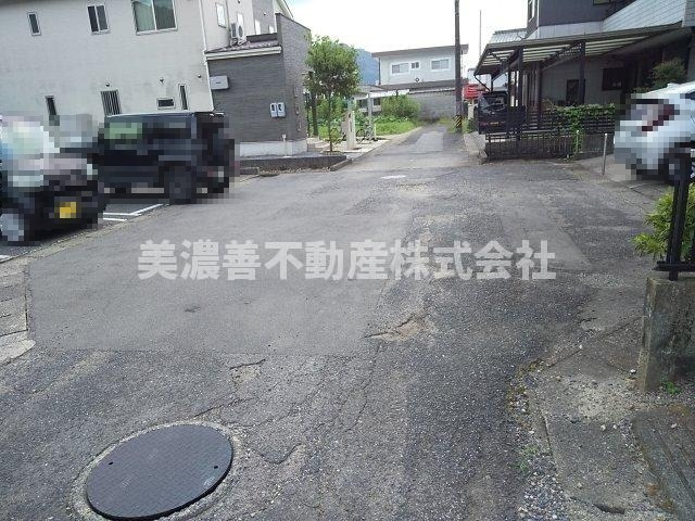 ５８８８６　岐阜市長良子正賀土地　　