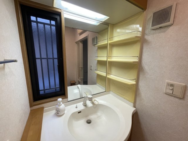 ■広々使いやすい洗面です！