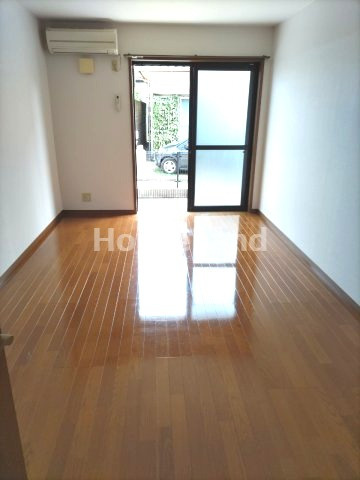 フジパレス小松原の居間・リビング