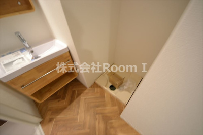 【独立洗面台】 | ラシーヌ瓦屋町 | 朝の支度にも助かる、独立の洗髪洗面化粧台