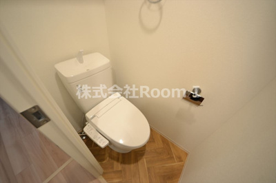 【トイレ】 | ラシーヌ瓦屋町 | シンプルで使いやすいトイレです