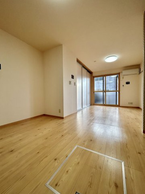 【居間・リビング】 | マリン毛見