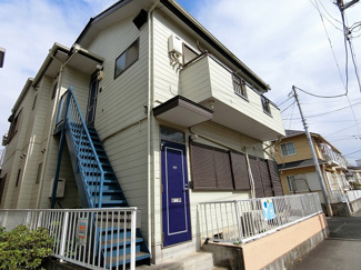【外観】 | 南武線「久地」駅まで徒歩5分！コンビニやスーパーが近くて便利な住環境です！☆通勤通学はもちろん、お買い物やお出かけにもGood