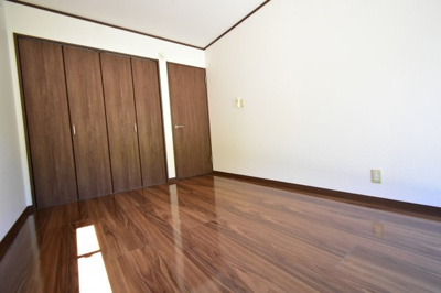 【洋室】 | グランコンフォール香月