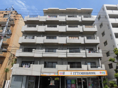 【外観】 | 菅原大発マンション | グレーの落ち着いた雰囲気の外観です