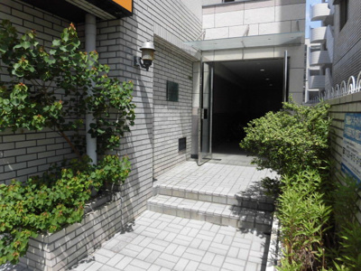 【エントランス】 | 菅原大発マンション | 外観とマッチしたエントランスです