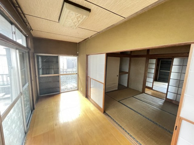 【居間・リビング】 | 行田市藤原町  中古住宅 | 現地(2022.9撮影)