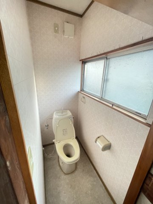 【トイレ】 | 行田市藤原町  中古住宅 | 現地(2022.9撮影)