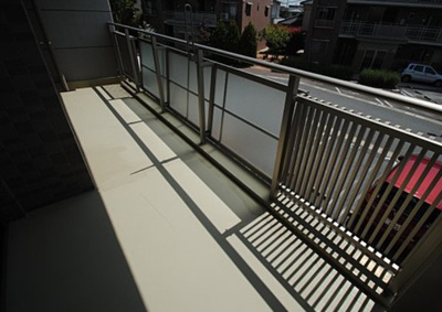 【バルコニー】 | ラフィーネ | お洗濯にも便利なバルコニー付き