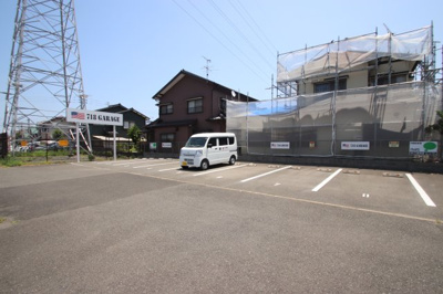 【駐車場】 | 102 ７１８GARAGE