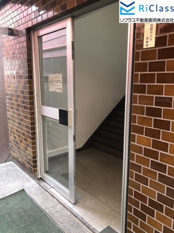 メゾン長田のエントランス|毎日通るエントランスはこのようになっています