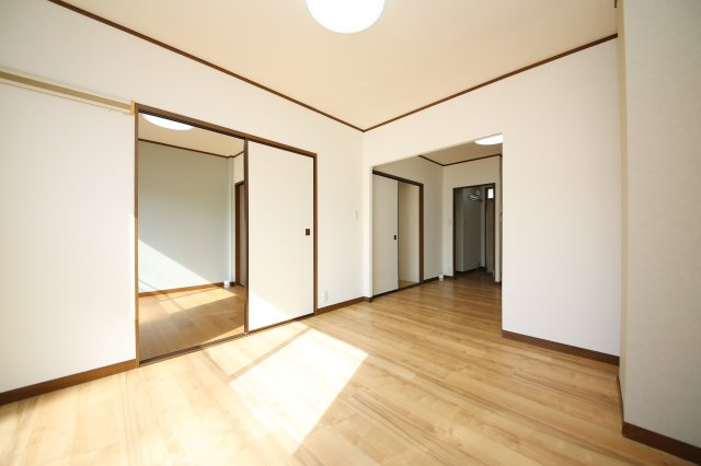 ハローユー柊の洋室