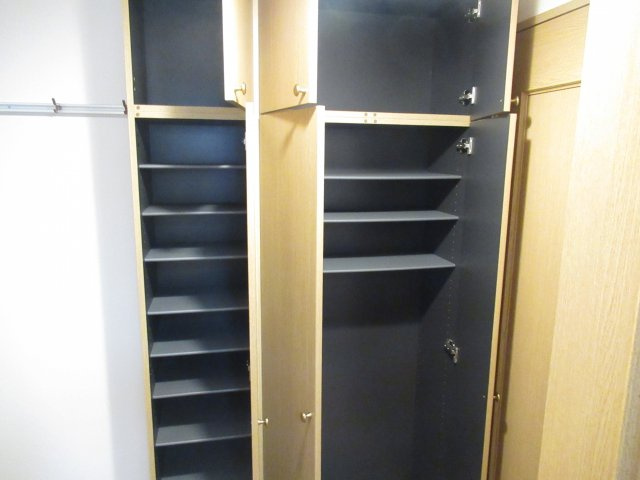 シャルム千歳の収納