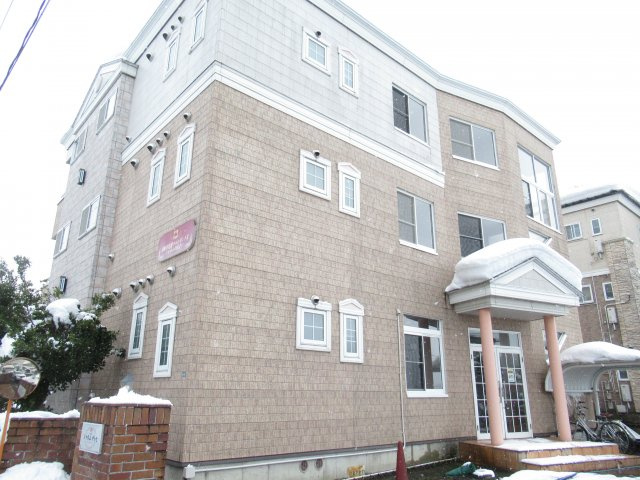 シャルム千歳のエントランス