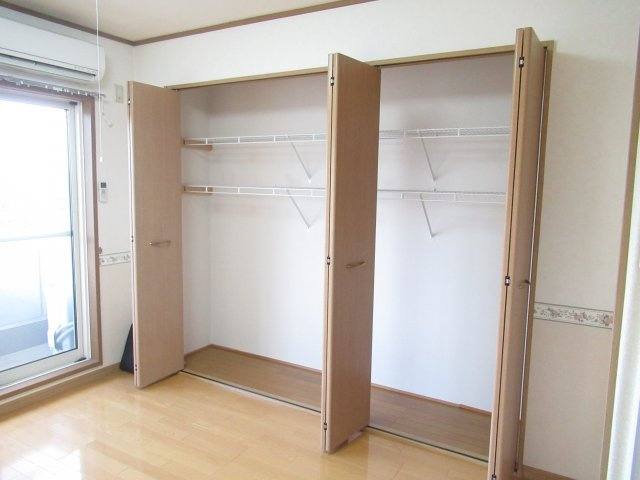 シャルム千歳の収納