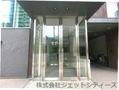 【エントランス】 | KOUTOKUビル