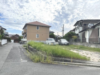 【前面道路含む現地写真】