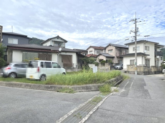 【前面道路含む現地写真】
