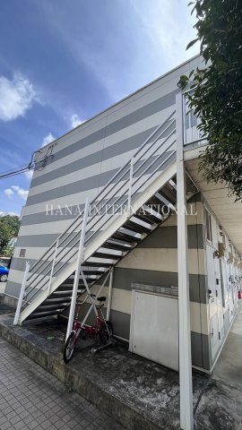 レオパレスグリーンコーポ多摩の外観