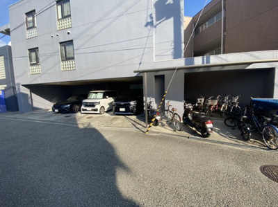 【駐車場】 | キャピタルウイング