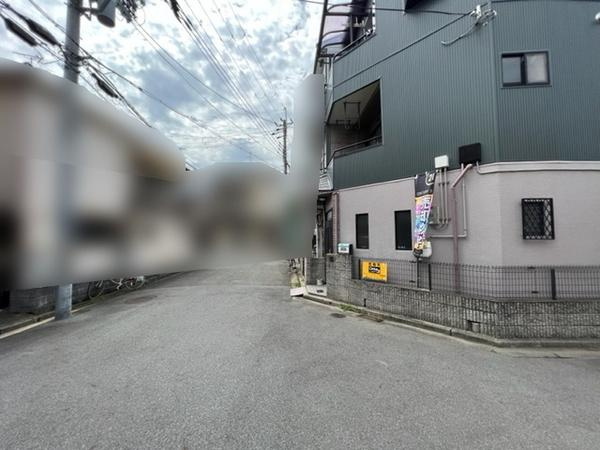 【前面道路含む現地写真】