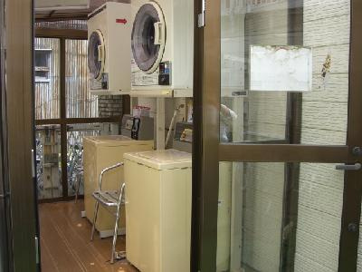 ベルシティ根津のその他|コインランドリー