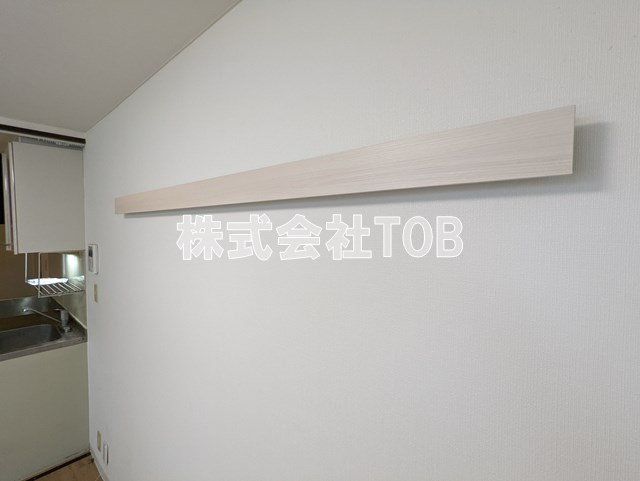 【設備】 | アメニティーズ | ピクチャーレール※クリーニング中の写真