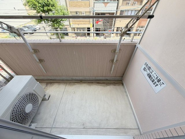 LA PRIMAVILLA地蔵通りのバルコニー