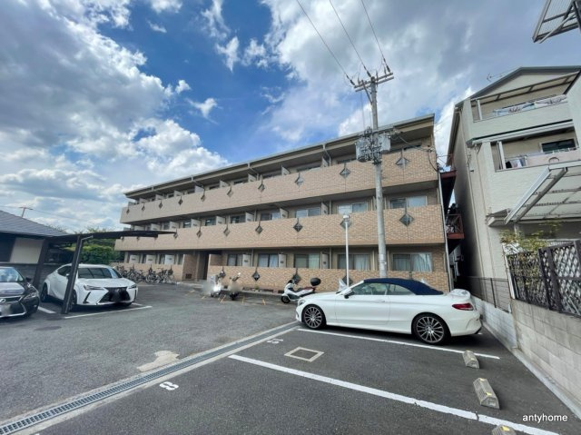 メゾンドスピカ　仲介手数料無料の外観