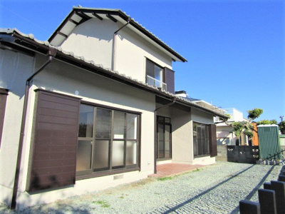 【外観】 | 中古戸建　甲斐市中下条 | 落ち着いた雰囲気の外観です