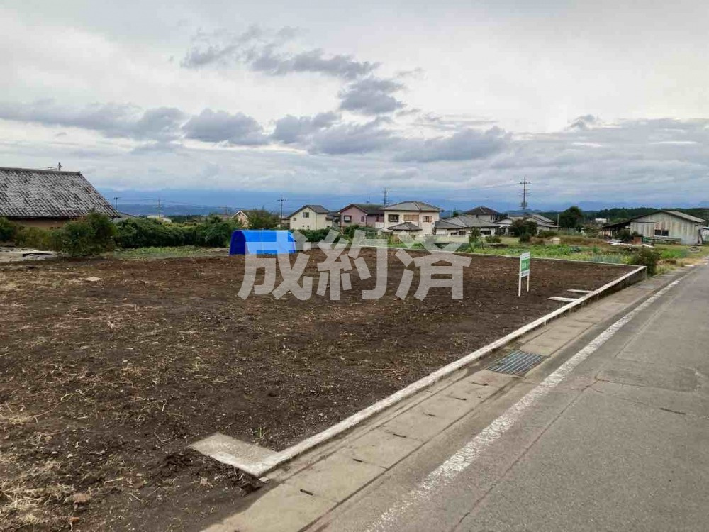 高崎市箕郷町矢原売地の前面道路含む現地写真