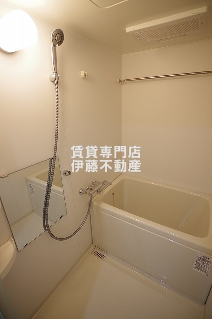 サクシード大曽根の浴室