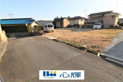 【前面道路含む現地写真】 | 土地　東須恵846-15,16　約119坪 | 現地（2023年3月14日）撮影
前面道路幅4ｍです。浄化槽区域です。