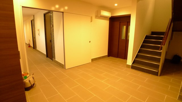 【エントランス】