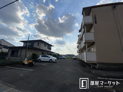 【駐車場】 | ハピネス秋葉　Ａ棟