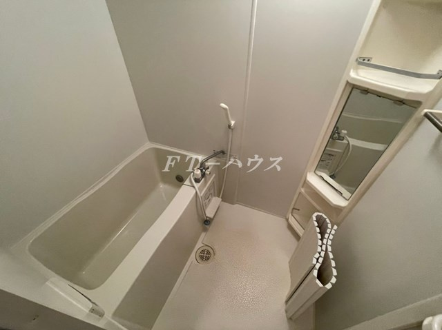 千葉市花見川区幕張本郷１丁目のアパートの浴室