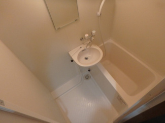 【浴室】 | Bergamotto馬借