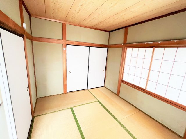 岩田ハイツB棟の和室