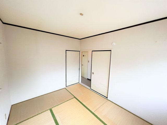 岩田ハイツB棟の和室