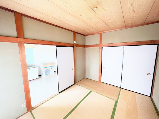 岩田ハイツB棟の和室