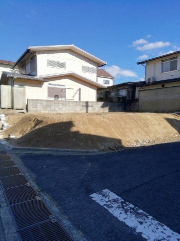 広陵町２丁目土地の外観|◇建築条件付き土地ではありませんので、お好きなメーカーで建築可能です