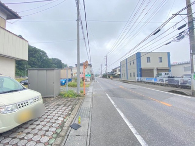 【前面道路含む現地写真】 | 土浦市下高津中古物件 | 前面道路含む現地写真です