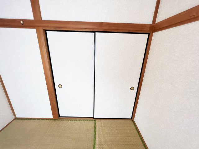 岩田ハイツB棟の和室